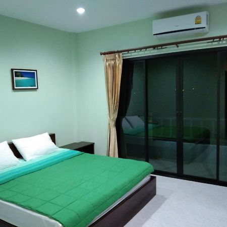 Am House Klong Muang Beach Exterior foto