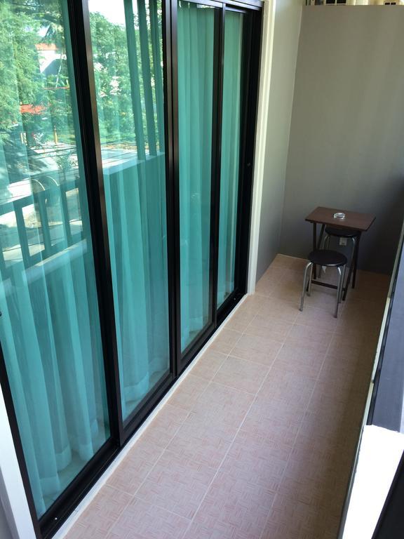 Am House Klong Muang Beach Exterior foto
